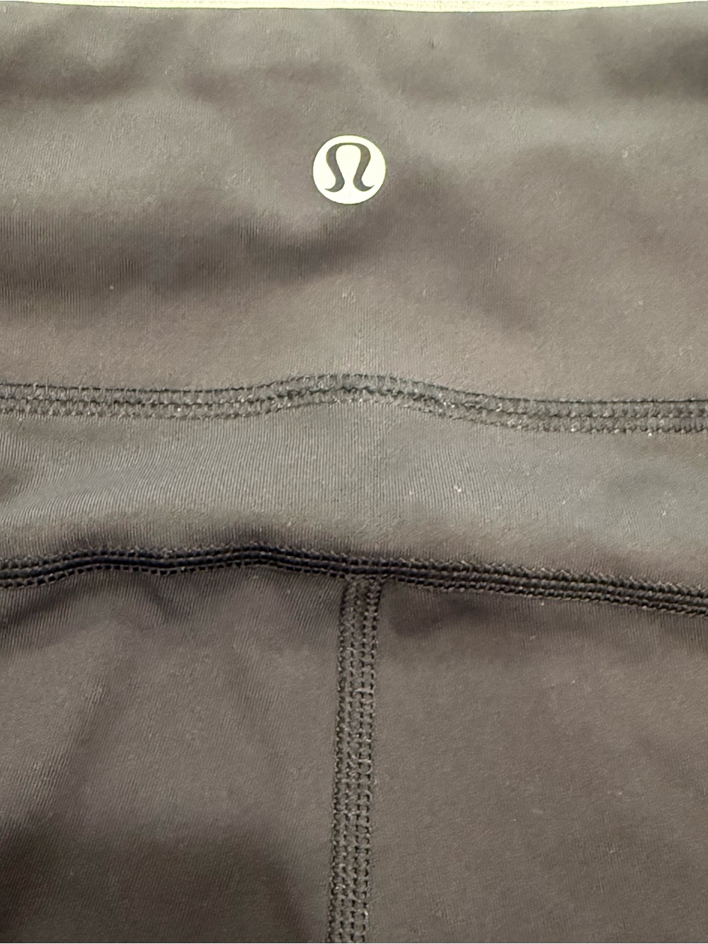 lululemon run top speed crop Black & White Printed Leggings 17” inseam size 6 - Picture 3 of 6